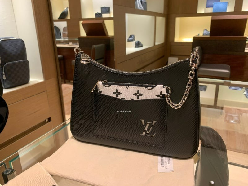 루이비통 마렐백 블랙 MARELLE BAG 이미지 3