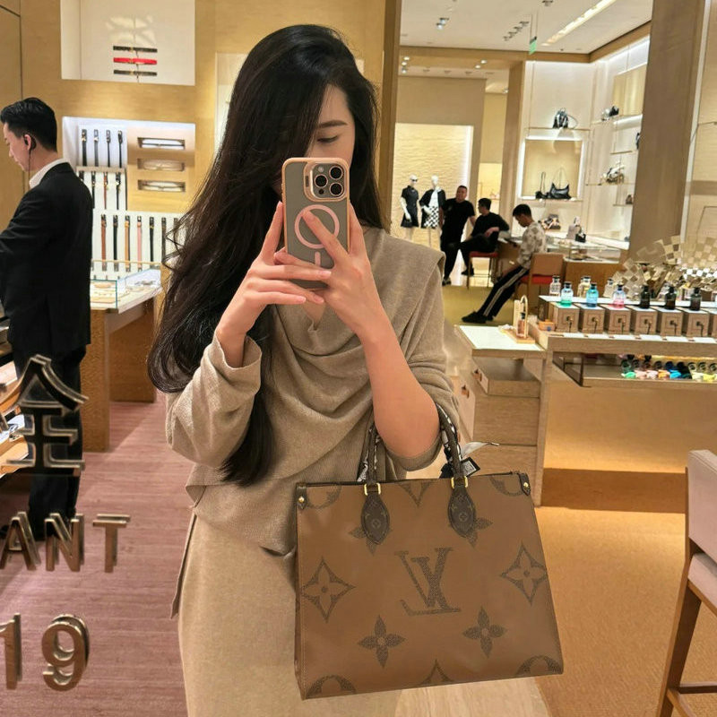 루이비통 카바스 온더고 MM 토트백모노그램 상세설명 이미지