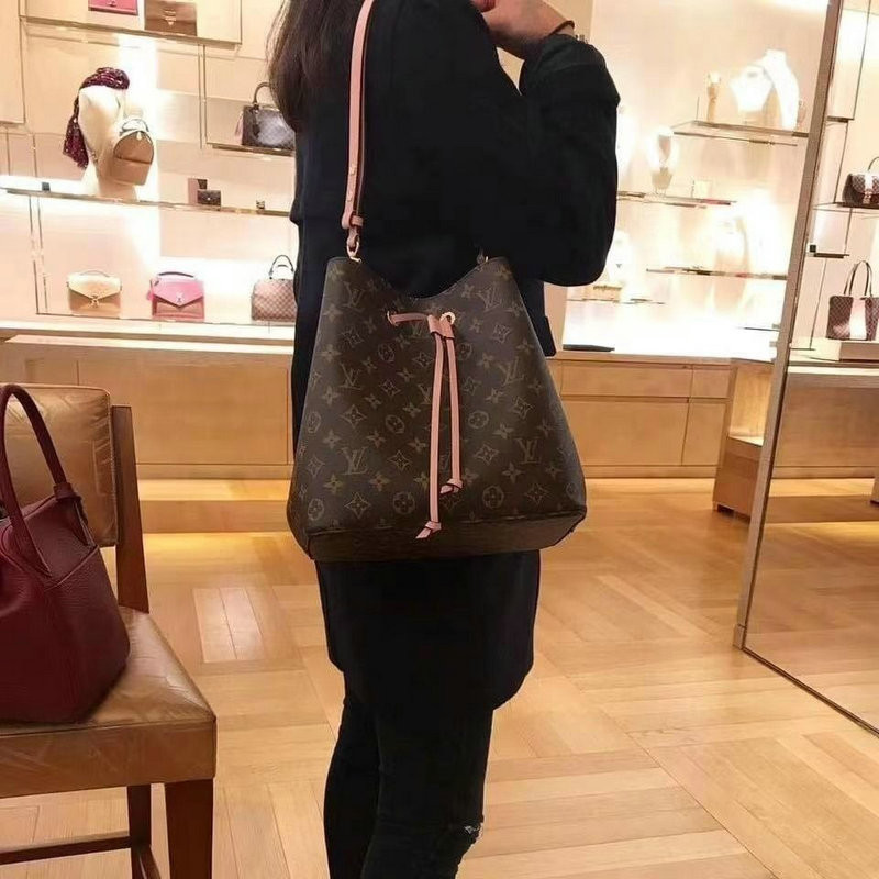 루이비통 네오노에 MM 버킷백 상세설명 이미지