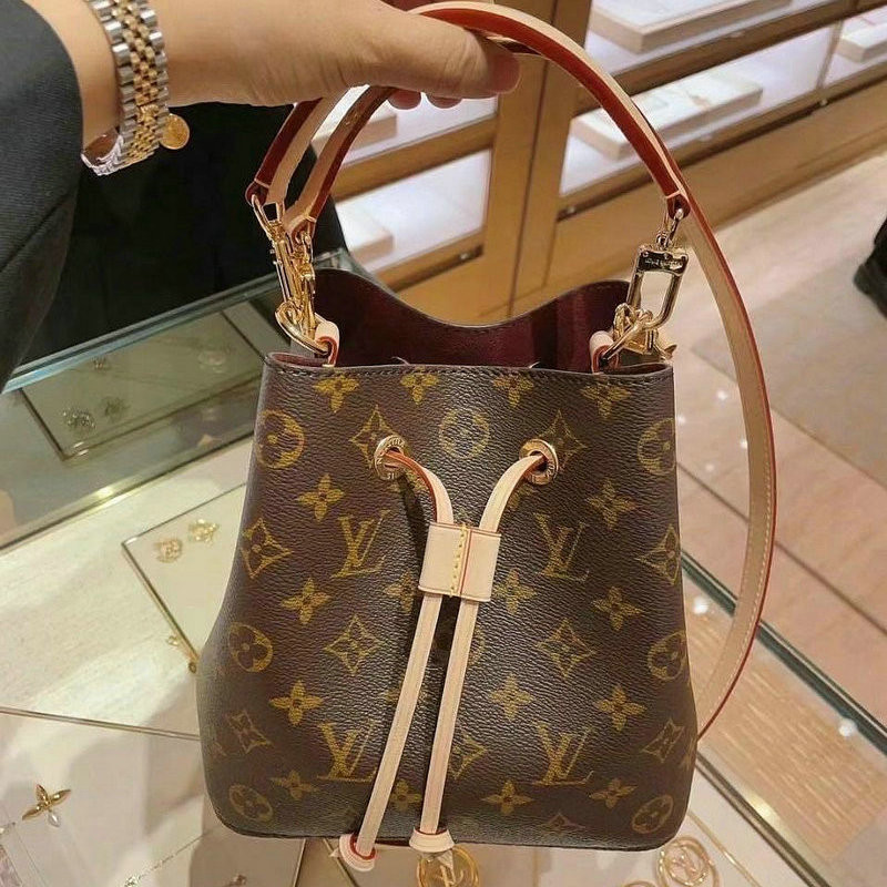 루이비통 LV 여성숄더백 명품숄더백 명품가방