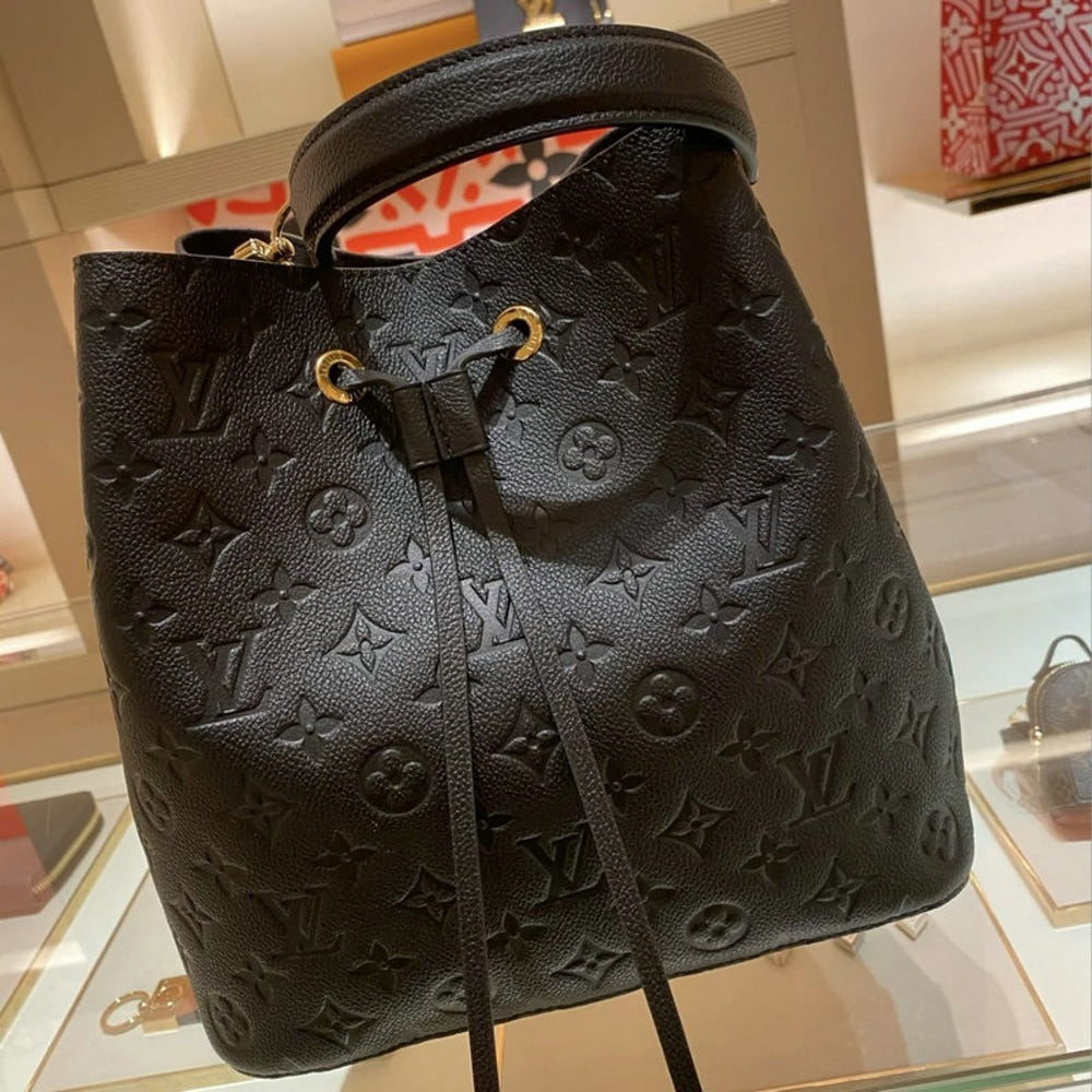 루이비통 버킷백 LV NeoNoe MM bucket bag